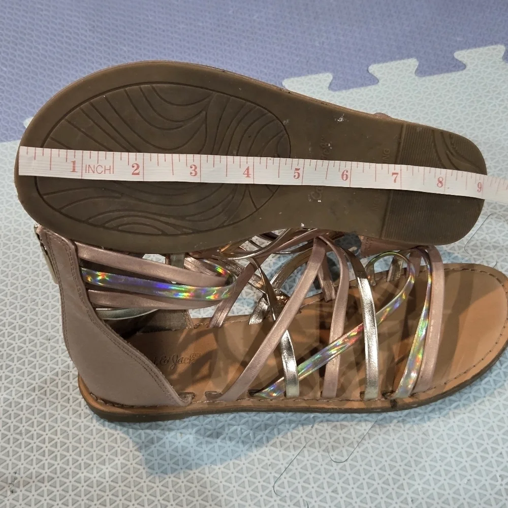 Girls Strappy Gladiator Flat Sandals Metallic Bohemiam Y2K Futuristic Size 3